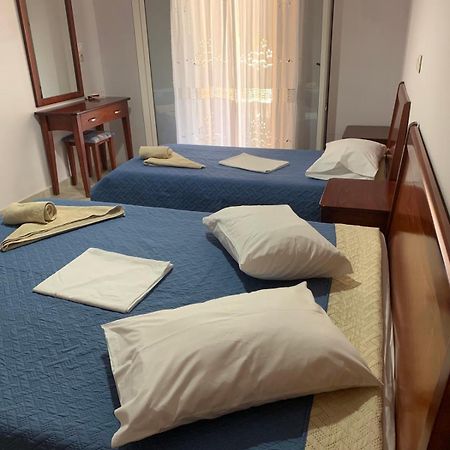 Domenica House Appartement Kondaraíni Buitenkant foto