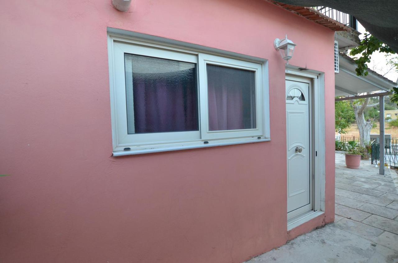 Domenica House Appartement Kondaraíni Buitenkant foto